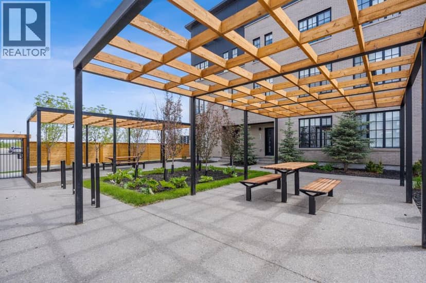 102, 8155 8 Avenue SW, Calgary