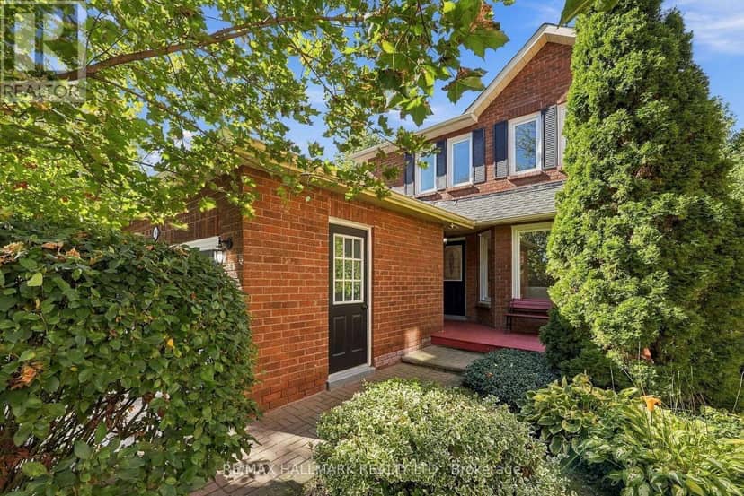 89 Crawford Rose Drive, Aurora, photo 2