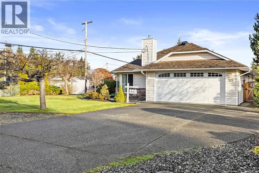 521 Birch Ave, Qualicum Beach