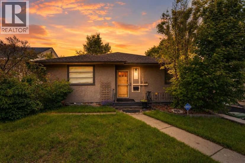 2128 17 Avenue SW, Calgary