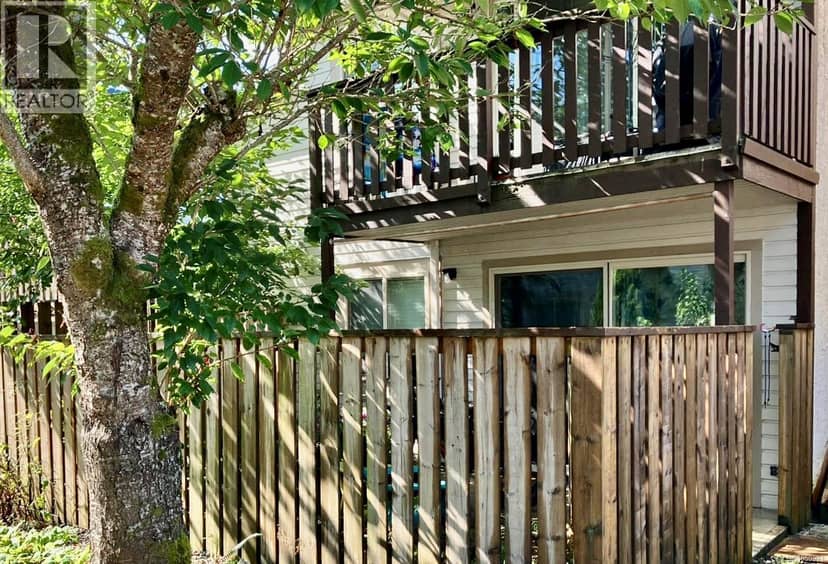 42 7077 Highland Dr, Port Hardy