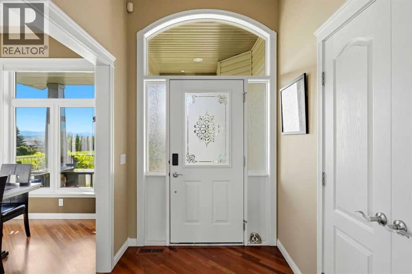 310 Gleneagles View, Cochrane, photo 6