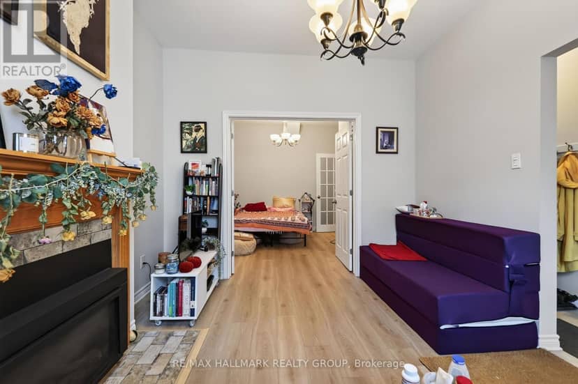 124-126 Irving Avenue, Ottawa, photo 4