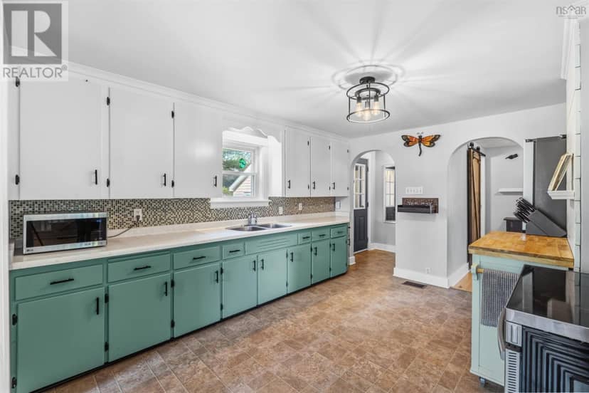 15085 Highway 1, Wilmot, photo 7