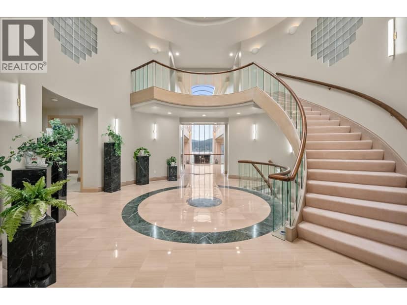 828 BEACHVIEW DRIVE, North Vancouver, photo 4