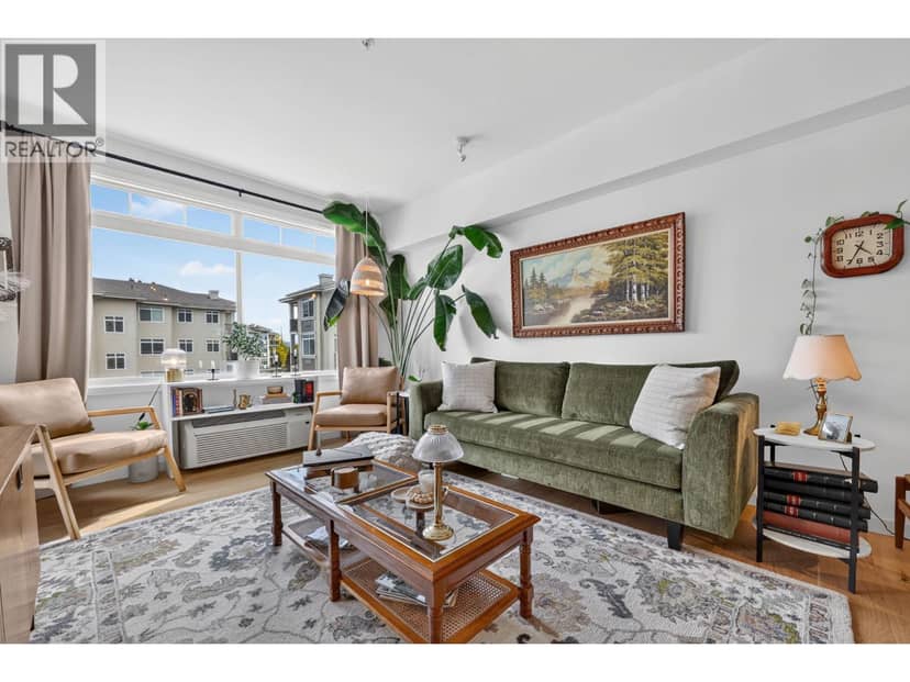 1350 Ridgeway Drive Unit# 302, Kelowna
