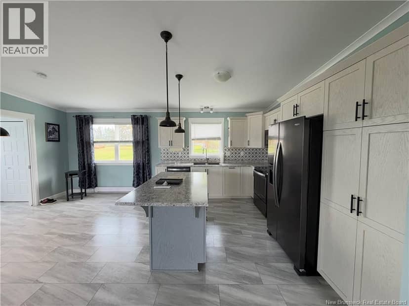 557 Chaleur Street, Charlo, photo 6