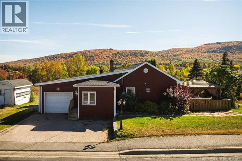 1926 Commerciale Street, Saint-François-de-Madawaska
