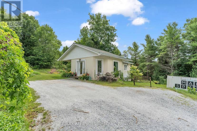 687 Zealand Road, Tay Valley, photo 2
