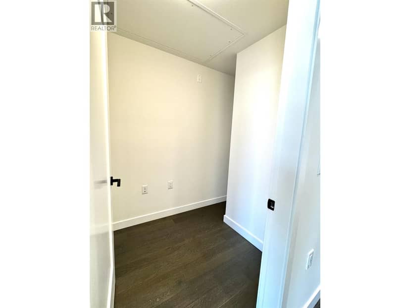 211 8398 OAK STREET, Vancouver, photo 6