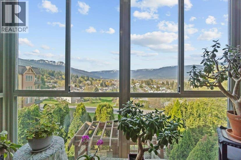 881 16 Street NE Unit# 7, Salmon Arm