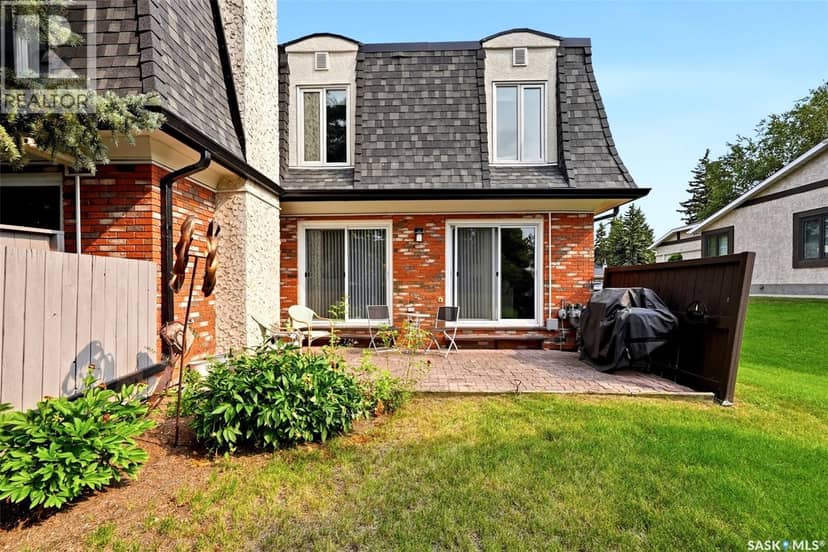 1142 Gryphons WALK, Regina, photo 2