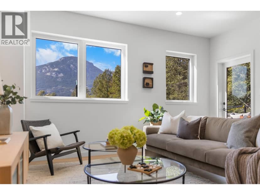 102 1055 RAVEN DRIVE, Squamish
