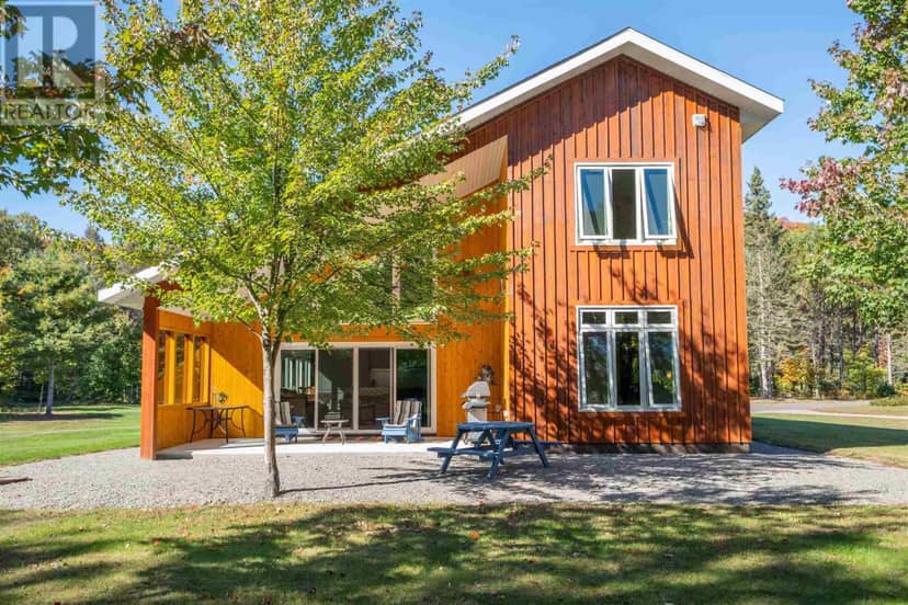 197 Finn RD, Searchmont