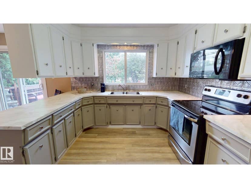 9813 152 ST NW, Edmonton, photo 8