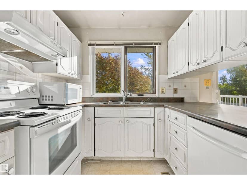 3143 78 ST NW, Edmonton, photo 4