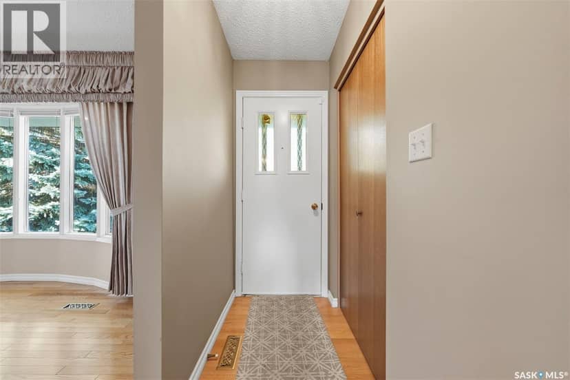 253 Laurentian DRIVE, Saskatoon, photo 3