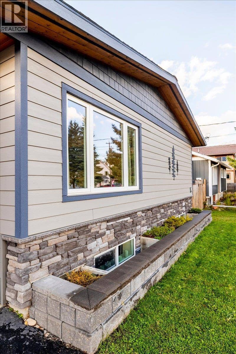 36 Mt Trinity Avenue, Fernie, photo 6