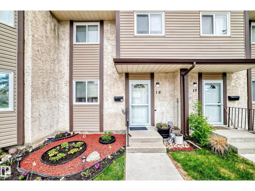 #18 10453 20 AV NW, Edmonton, photo 2