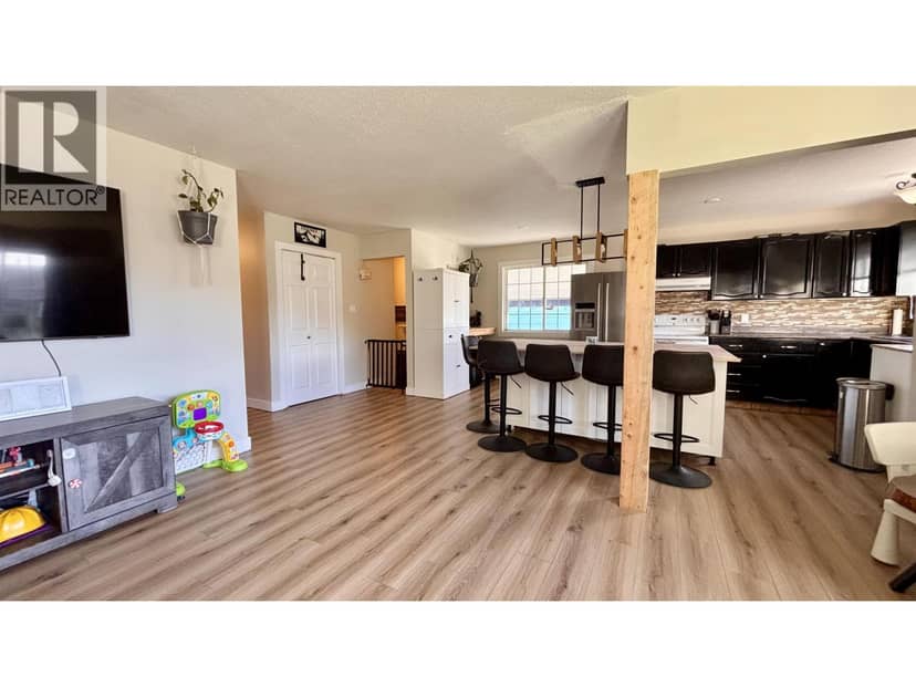 40 DEASE STREET, Kitimat, photo 6