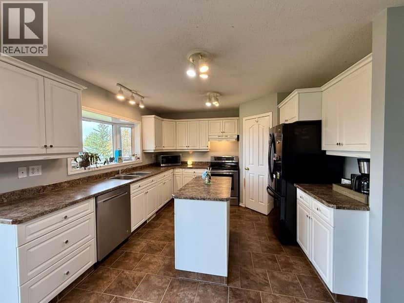 5010 47 Street, Irma, photo 5