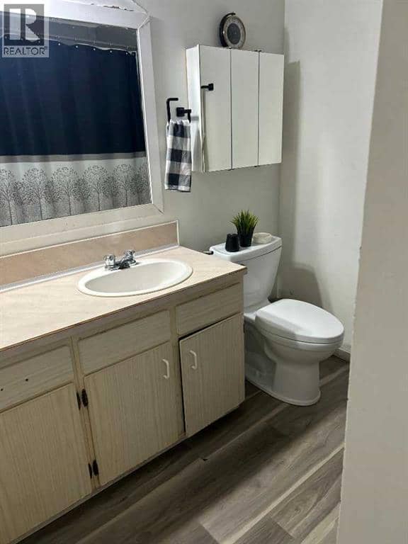 52 Westbrook Crescent W, Brooks, photo 6