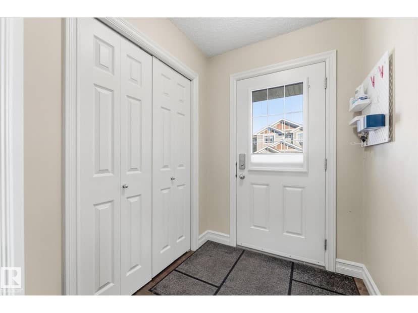 #39 219 Charlotte Wy, Sherwood Park, photo 5