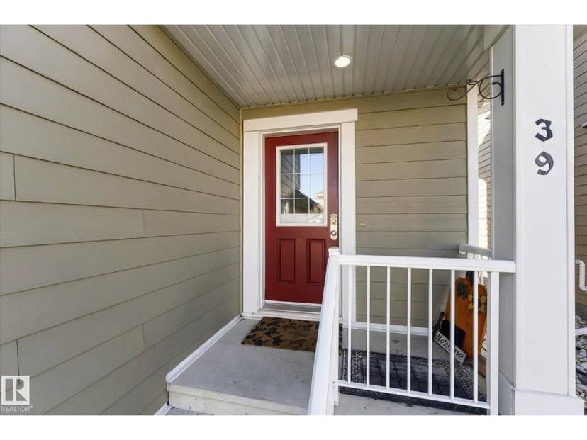 #39 219 Charlotte Wy, Sherwood Park, photo 4