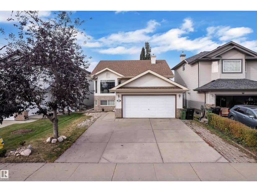 1233 Ormsby Ln NW, Edmonton