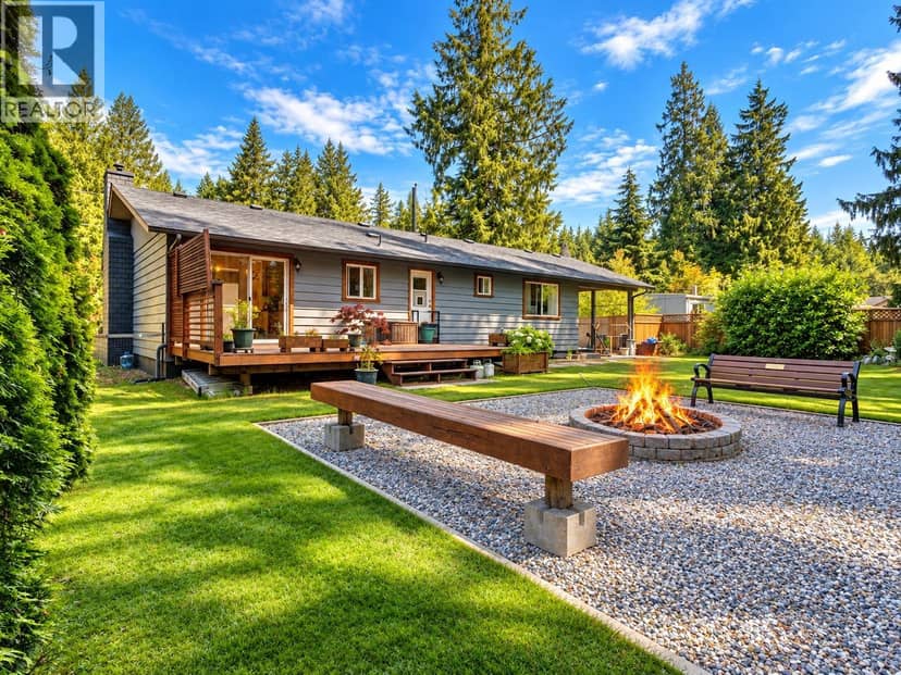 3367 RICHARDS ROAD, Roberts Creek