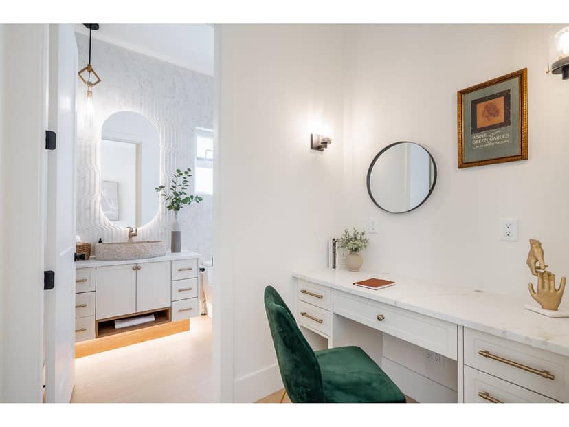 16908 1 AVENUE, Surrey, photo 5