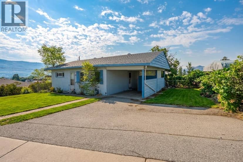 8903 74th Avenue, Osoyoos