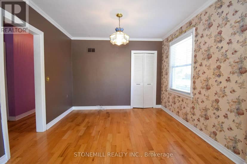 272 Carlton Street, St. Catharines, photo 8