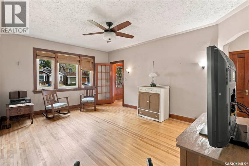 821 College AVENUE, Regina, photo 6