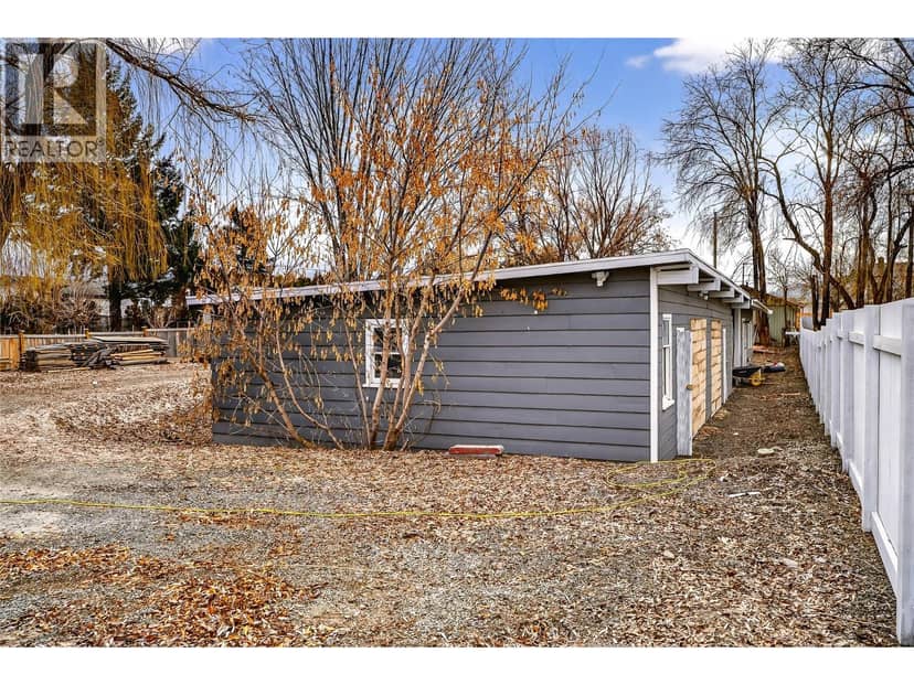 2135 Merritt Avenue, Merritt, photo 8