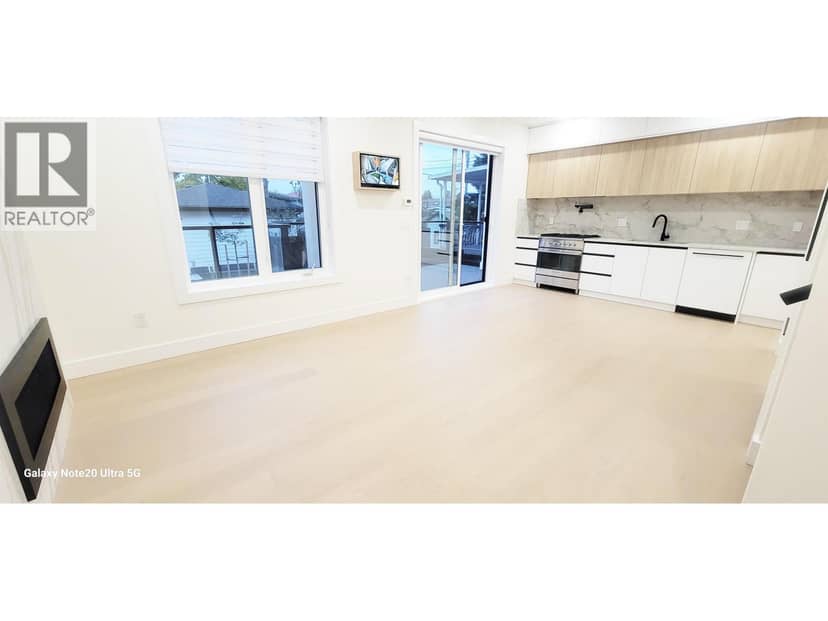 2 2741 Grant Street, Vancouver, photo 4