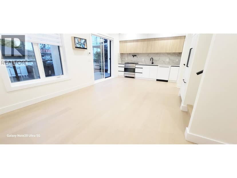 2 2741 Grant Street, Vancouver, photo 5