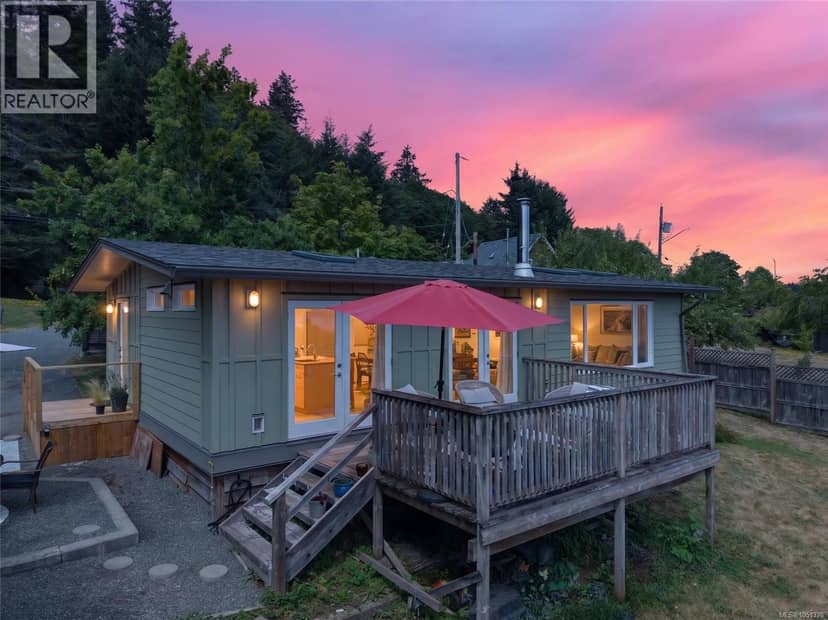 5674 Market St, Union Bay