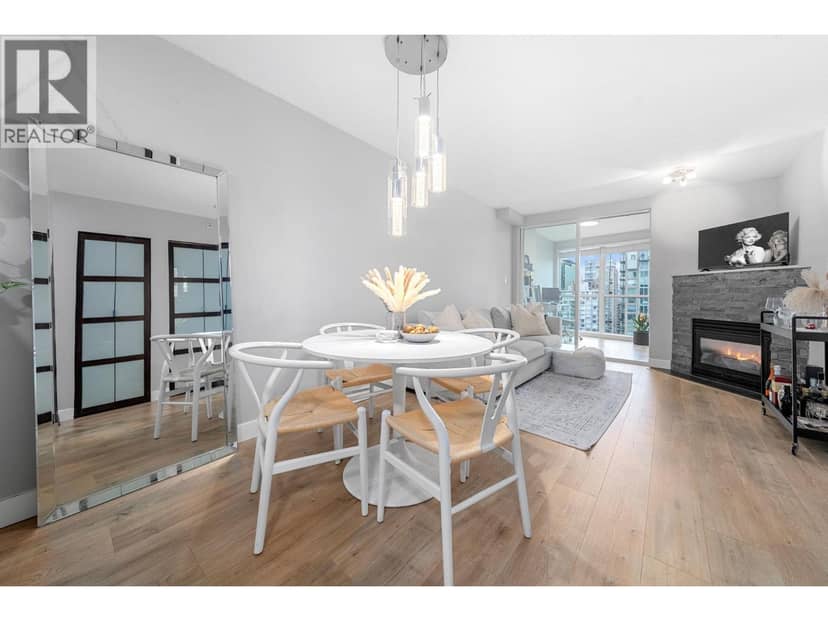 2803 939 Homer Street, Vancouver