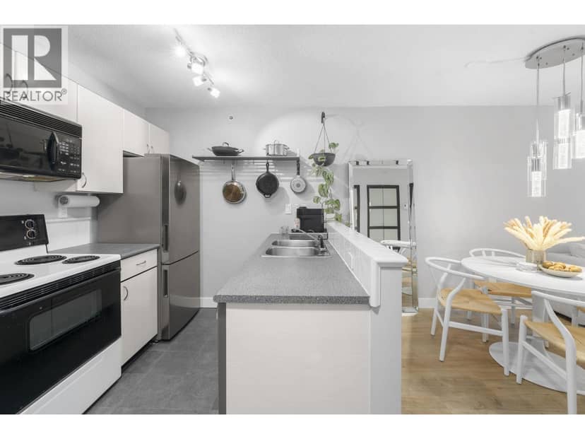 2803 939 Homer Street, Vancouver, photo 6