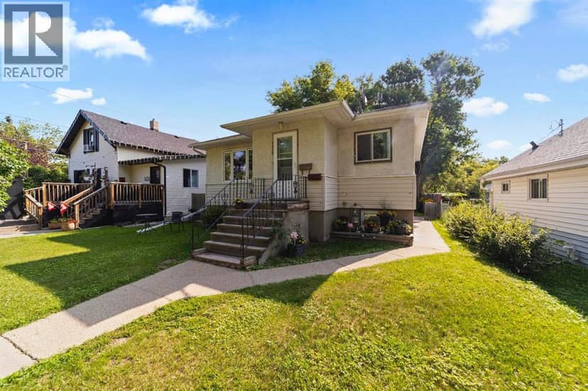 5229 50 Street, Camrose, photo 2