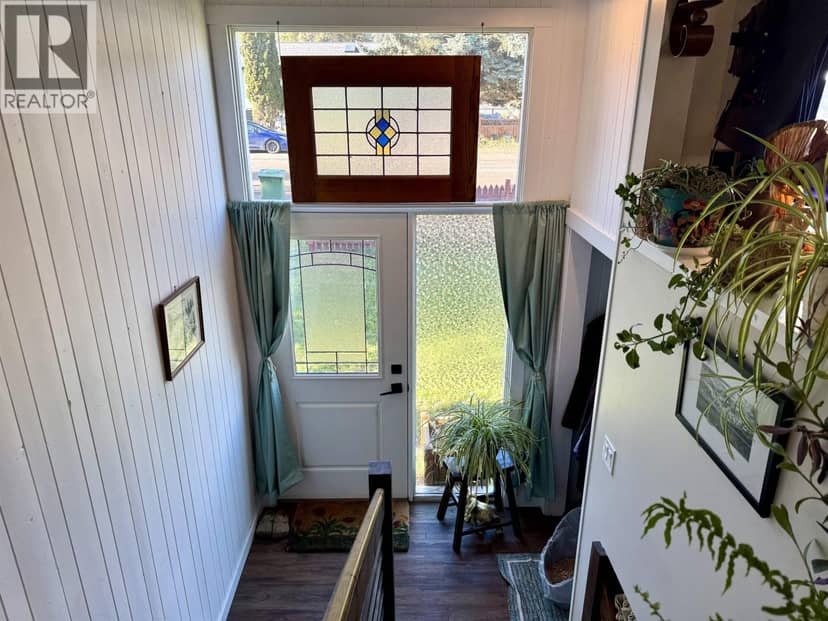 4186 2ND AVENUE, Smithers, photo 5