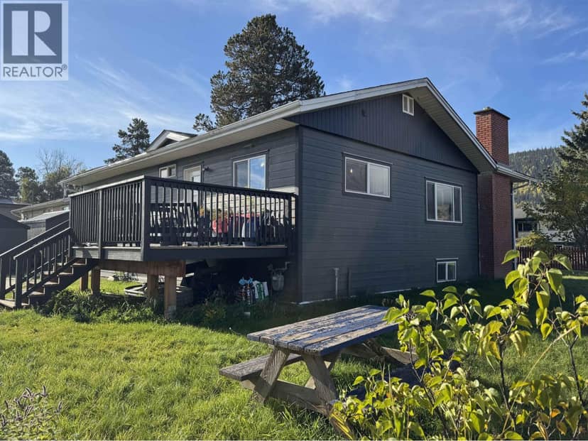 4186 2ND AVENUE, Smithers, photo 2