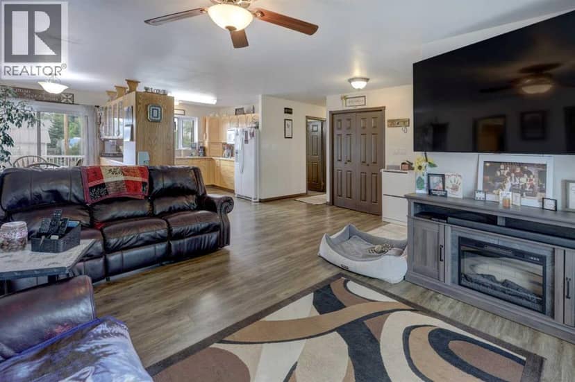 426 9 Street, Beiseker, photo 3