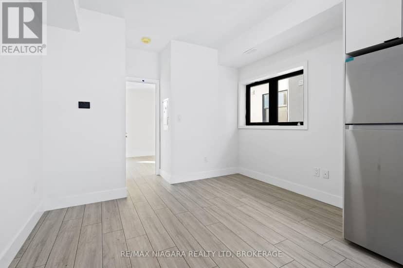 209 - 7277 Wilson Crescent, Niagara Falls, photo 8