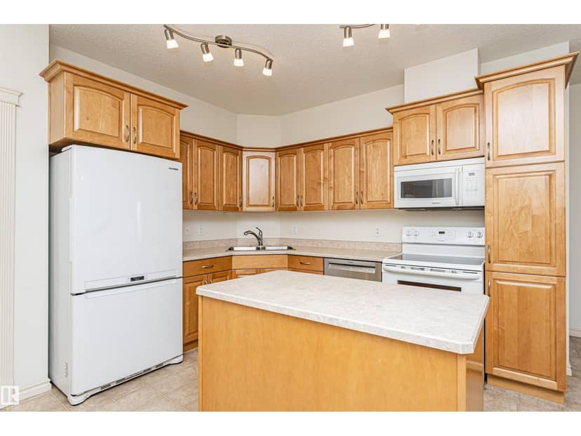 #325 9820 165 ST NW, Edmonton, photo 8