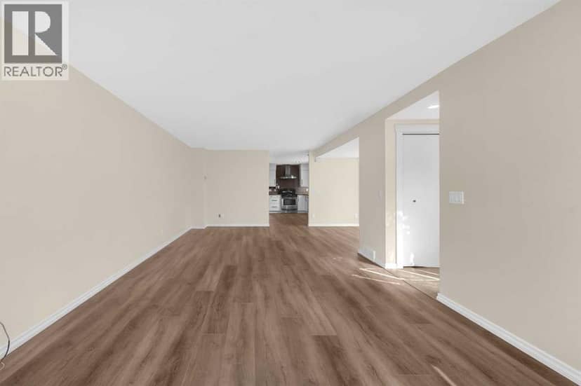 15 Ranch Glen Drive NW, Calgary, photo 6