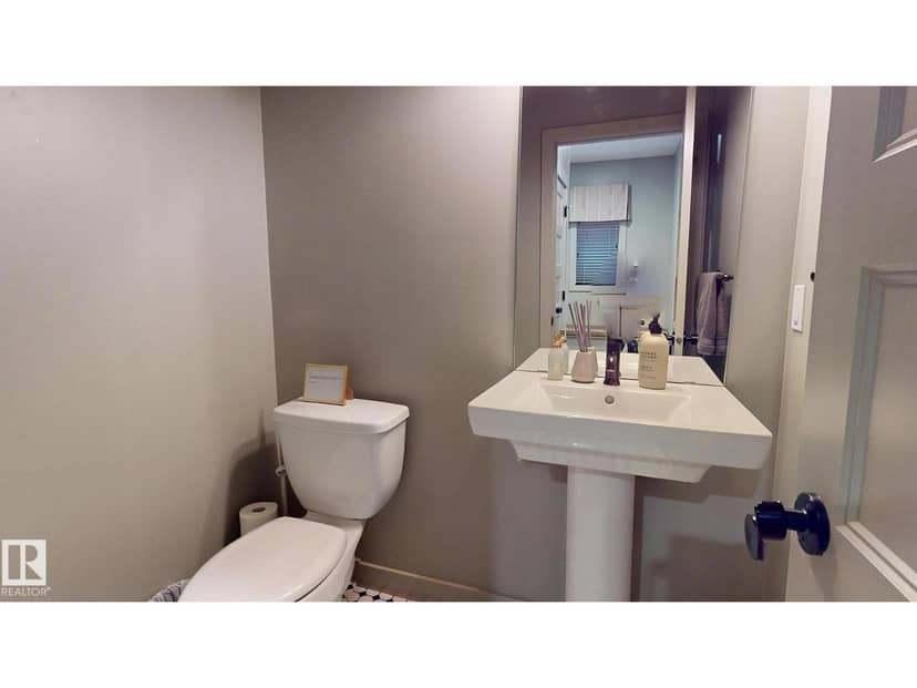223 Hawks Ridge Bv NW, Edmonton, photo 6