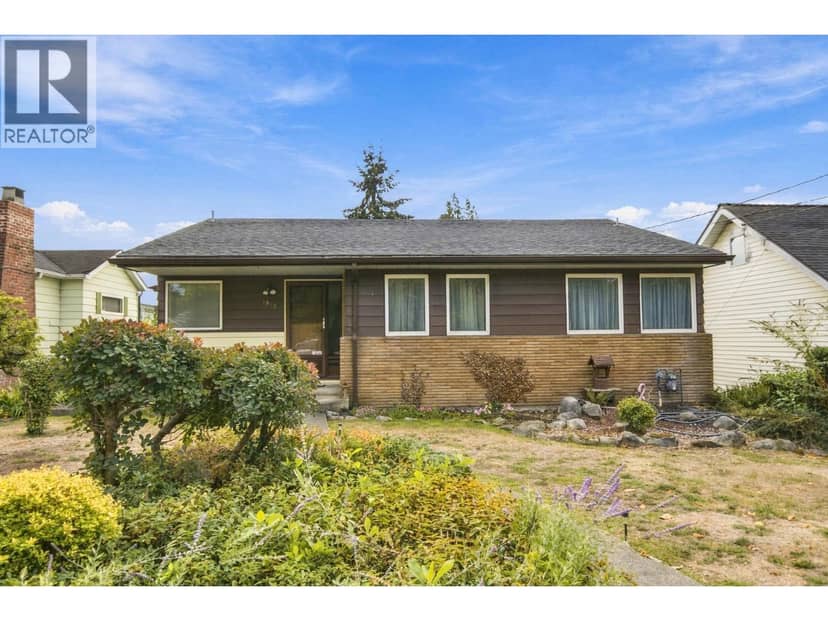 1912 LONDON STREET, New Westminster