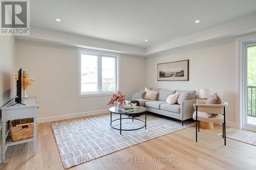 26 - 428 Queen Street W, St. Marys, photo 6